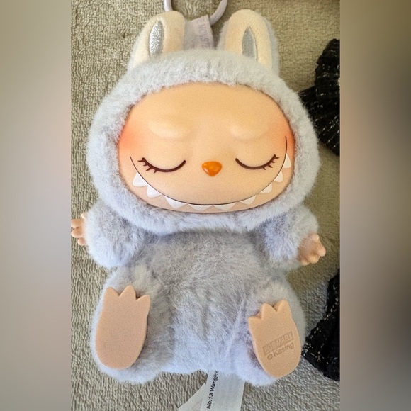 Adorable Authentic Pop Mart Have a Seat, “Zizi,” Fluffy Purple Plush Toy, NWOT! - Picture 8 of 12